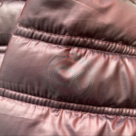 CALVIN KLEIN Hooded Packable Premium Down Puffer Coat Eggplant Wine XS - Picture 12 of 15